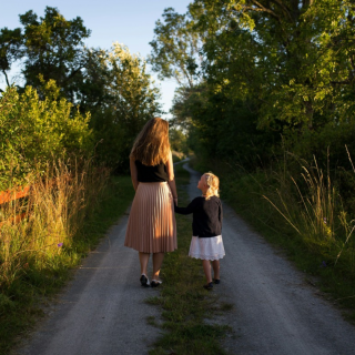 GUERISSEZ VOTRE ENFANT INTERIEUR GRACE AU TAROT